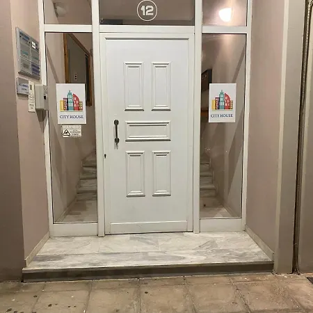 House 3